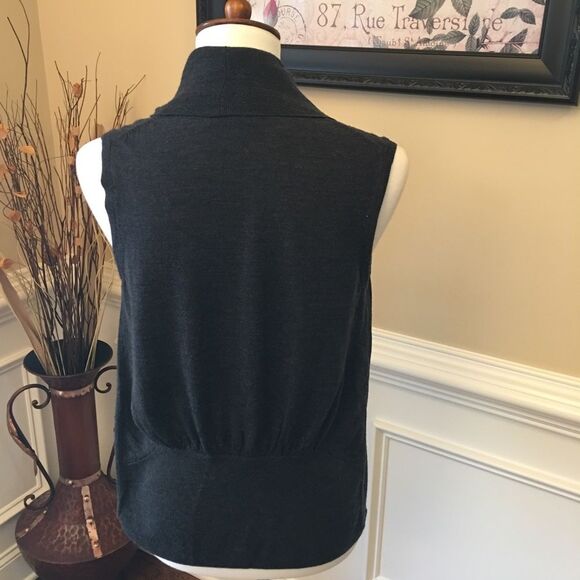 Eddie Bauer Wool Sleeveless Sweater Vest Sz M - Picture 3 of 5